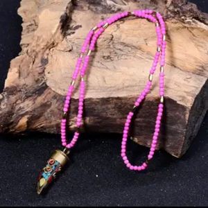 Beautiful Rose horn necklace